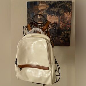 Attractive and Versatile Backpack and Shoulder Bag by Brǒmen